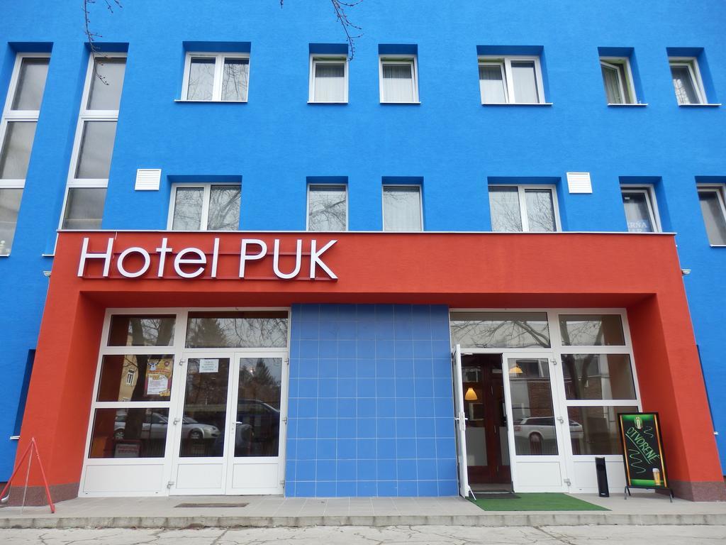 Hotel Puk Topoľčany Eksteriør bilde